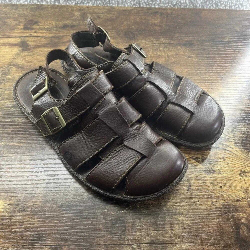 Born Fisherman Sandals Dark Brown Leather Men's Size 9 Buckle Closed Toe Vintage